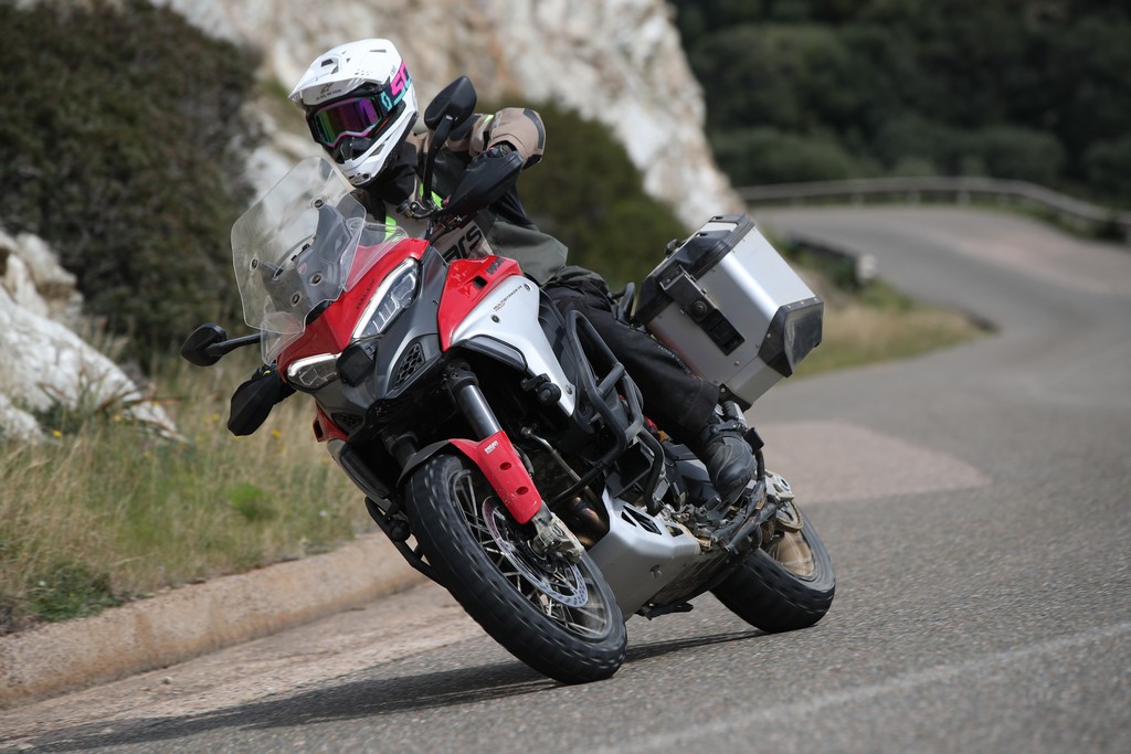 DueruoteTG #147: Ducati Multistrada V4 Rally: è lei l'ammazza-GS?